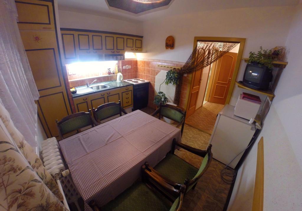 Apartment Gebrt Rokytnice nad Jizerou Rum bild